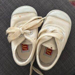MCkids VINTAGE WHITE SNEAKERS